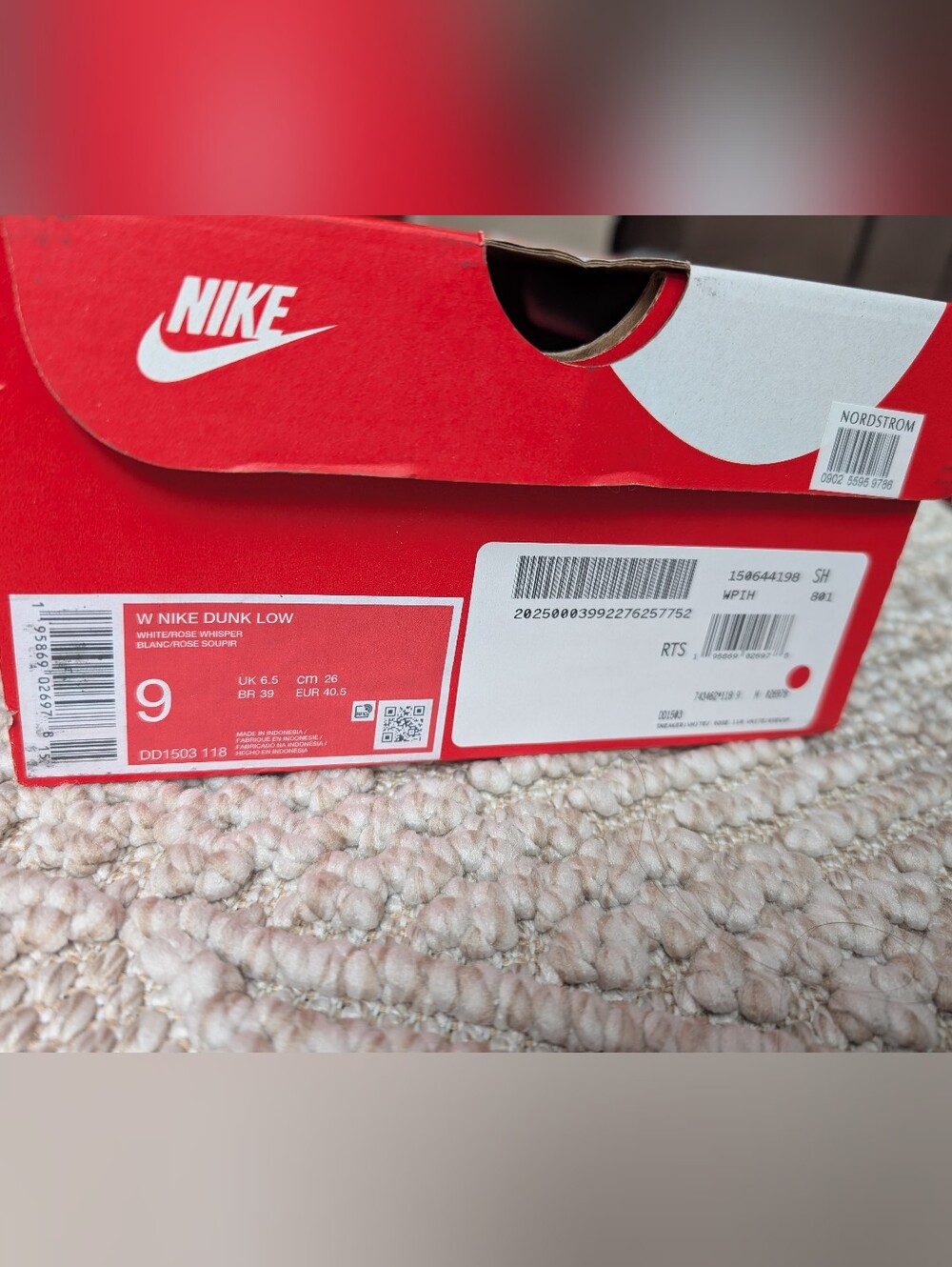 Nike Dunk Low - Picture 9 of 9